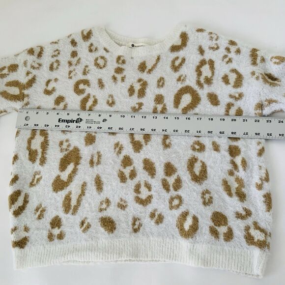 The Impeccable Pig Sweater Women S/M White Cheetah Print Eyelash Knit Preppy - Picture 5 of 7